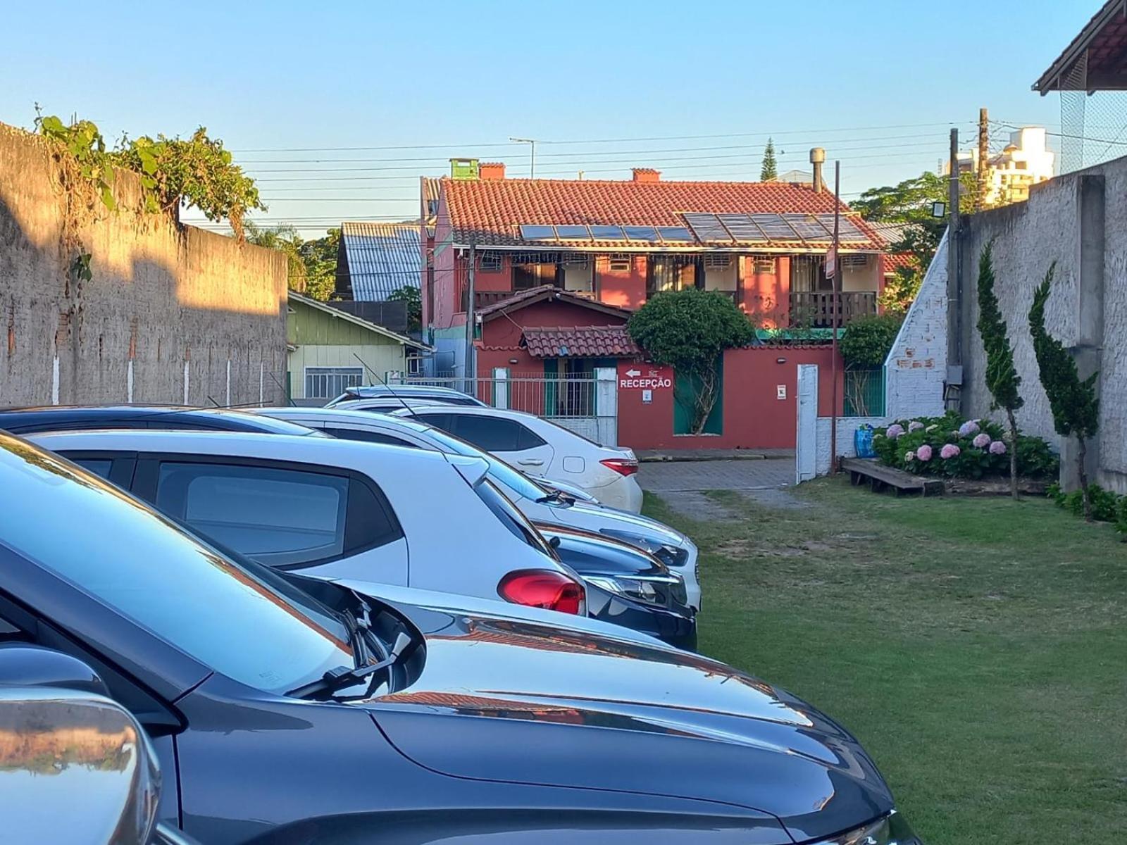 פנייה Pousada Vila D' Italia מראה חיצוני תמונה